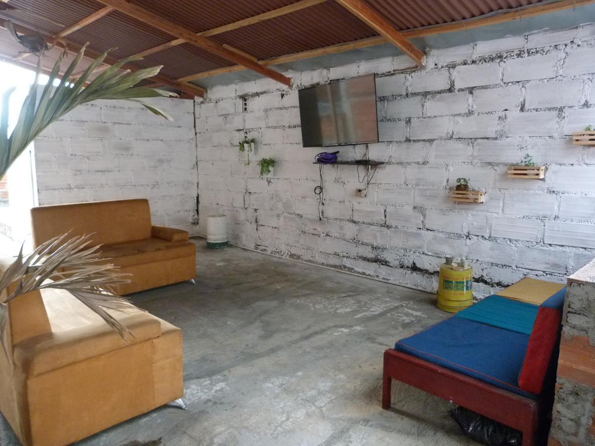 El Descanso Donde Sara Hostel Medellin Luaran gambar